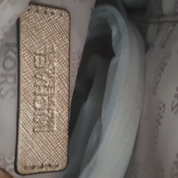 Michael Kors rose gold handbag - Picture 4 of 4